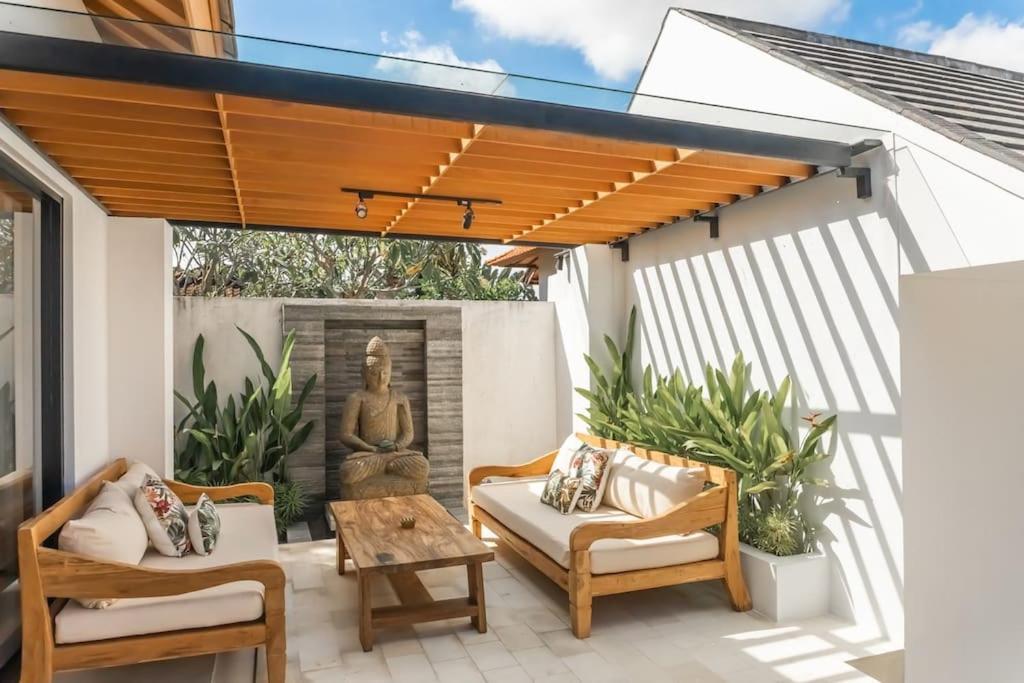 Villa Hakem Elegant And Modern 4 Bedrooms Villa Pool View Canggu Eksteriør billede